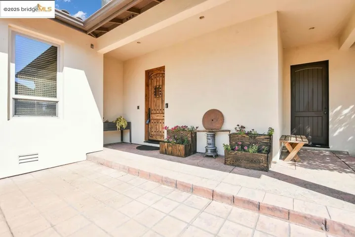 ALL AMAZING HEAVY WOOD DOORS THROUGHOUT THE HOUSE