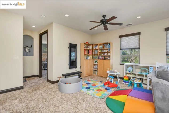 5560 Lanai Ct, Discovery Bay, California 94505