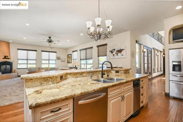 5560 Lanai Ct, Discovery Bay, California 94505