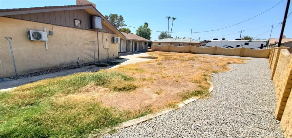 1154 Catalina Drive, Blythe, California 92225 home-pic-14