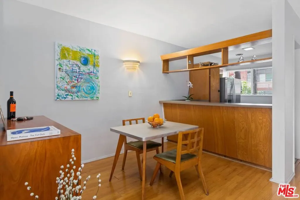 1400 N Hayworth Avenue  home-pic-6