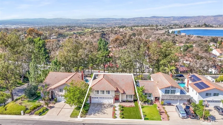 6815 E Georgetown Circle, Anaheim, California 92807