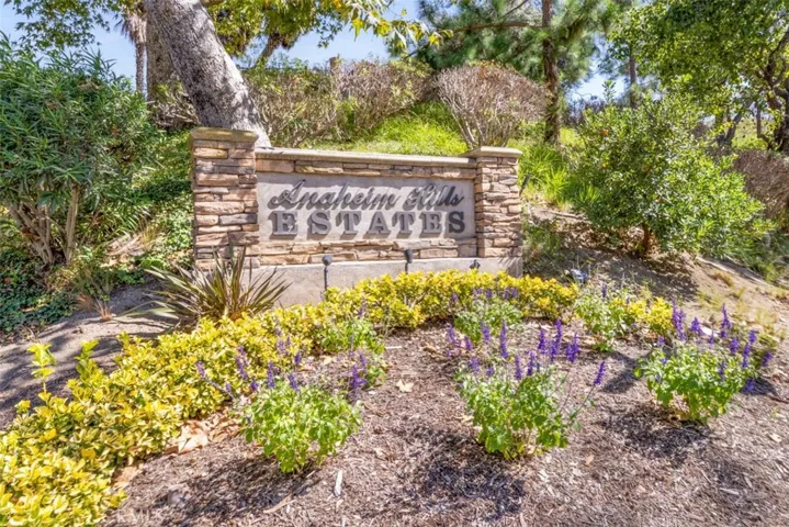 6815 E Georgetown Circle, Anaheim, California 92807