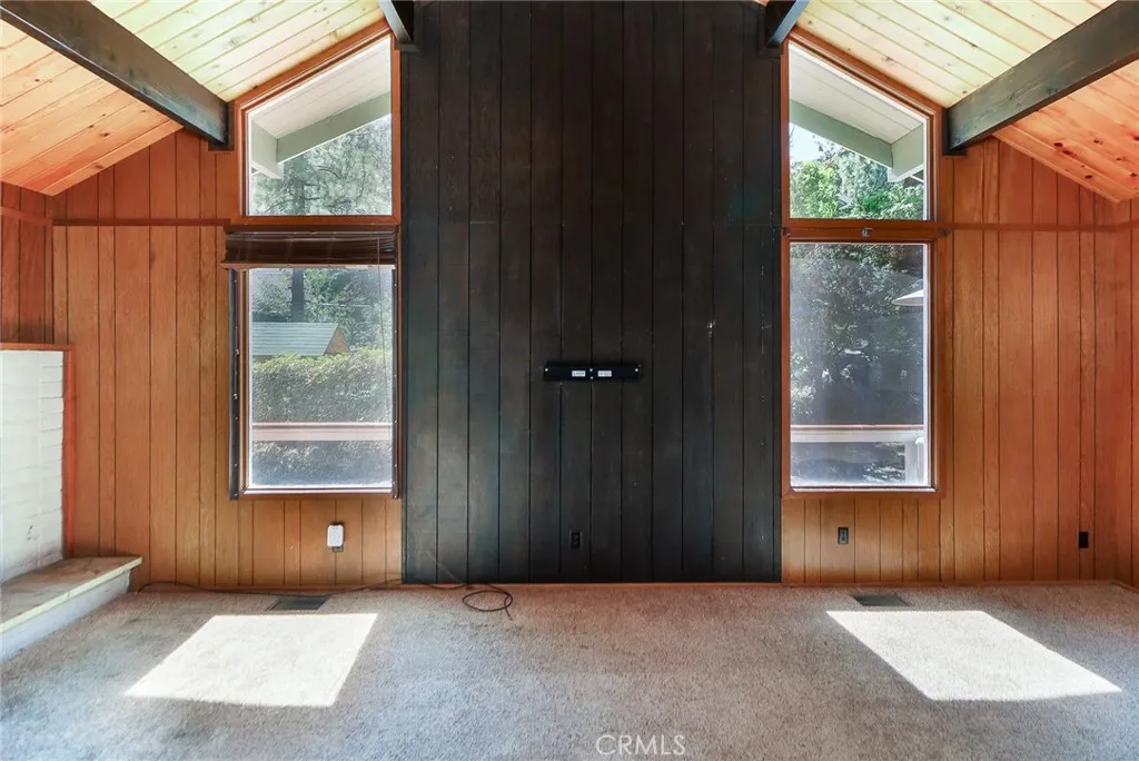 5291 Orchard Dr, Wrightwood, California 92397 home-pic-21