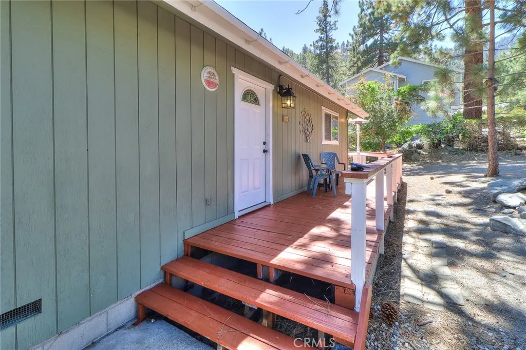 5291 Orchard Dr, Wrightwood, California 92397 home-pic-7
