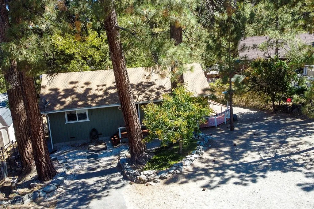 5291 Orchard Dr, Wrightwood, California 92397 home-pic-48
