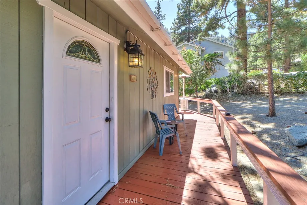 5291 Orchard Dr, Wrightwood, California 92397 home-pic-17