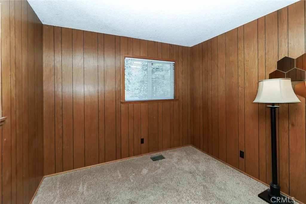 5291 Orchard Dr, Wrightwood, California 92397 home-pic-36