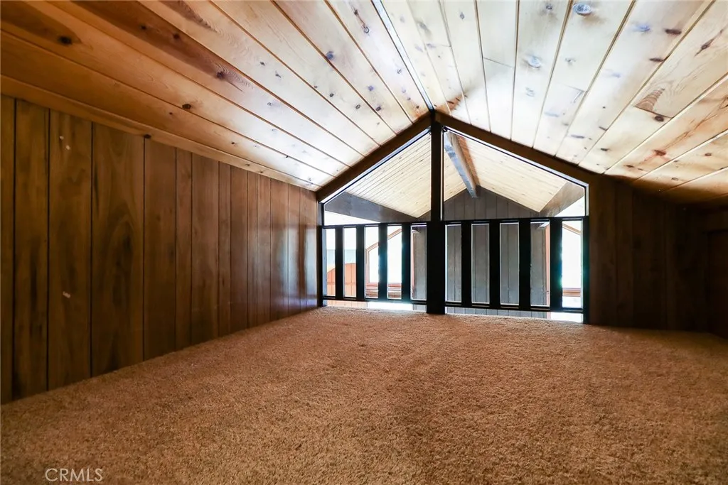 5291 Orchard Dr, Wrightwood, California 92397 home-pic-43