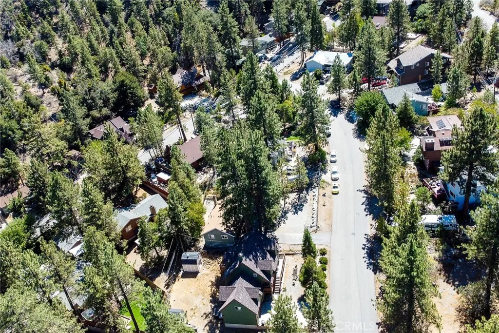 5291 Orchard Dr, Wrightwood, California 92397 home-pic-51