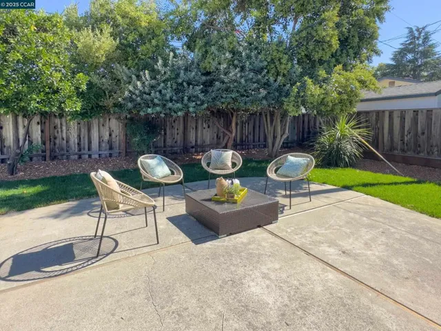 1682 Mendocino Dr, Concord, California 94521