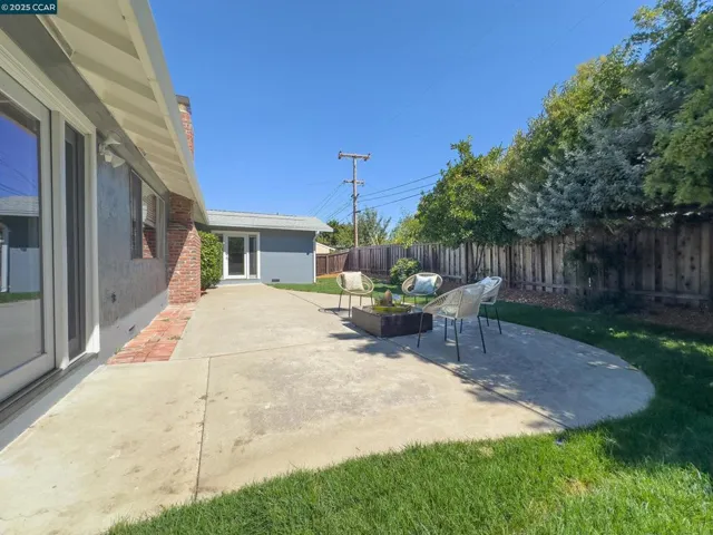 1682 Mendocino Dr, Concord, California 94521