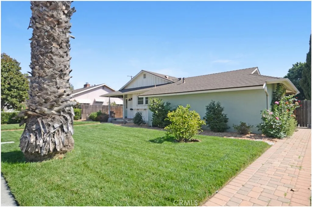 1420 E Commonwealth Avenue, Fullerton, California 92831 home-pic-34