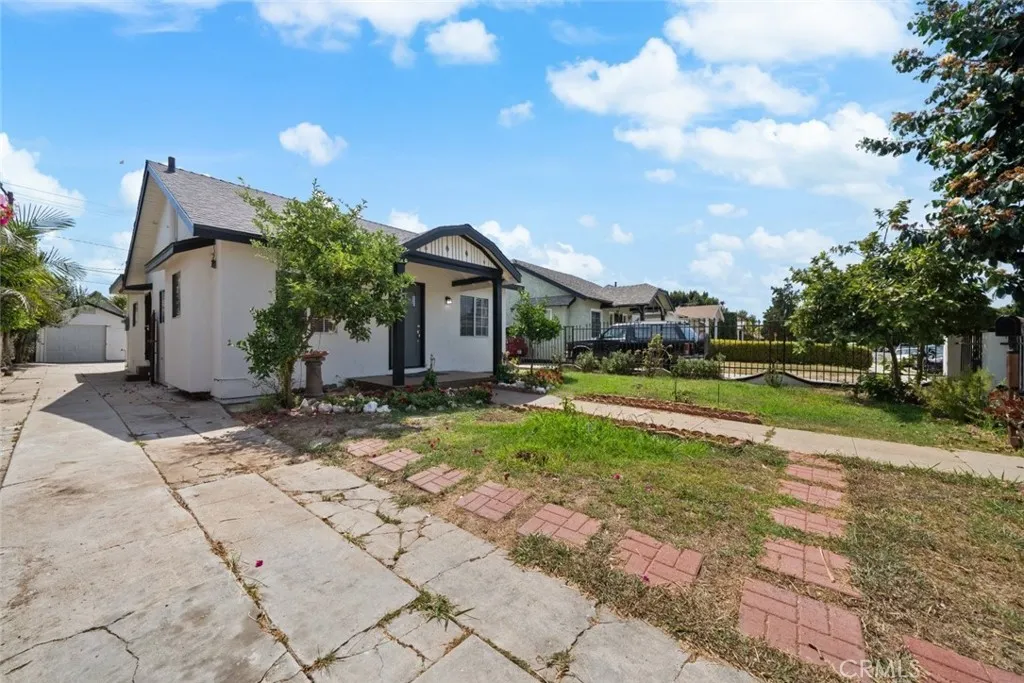 3932 W 64th Street, Inglewood, California 90302 home-pic-4