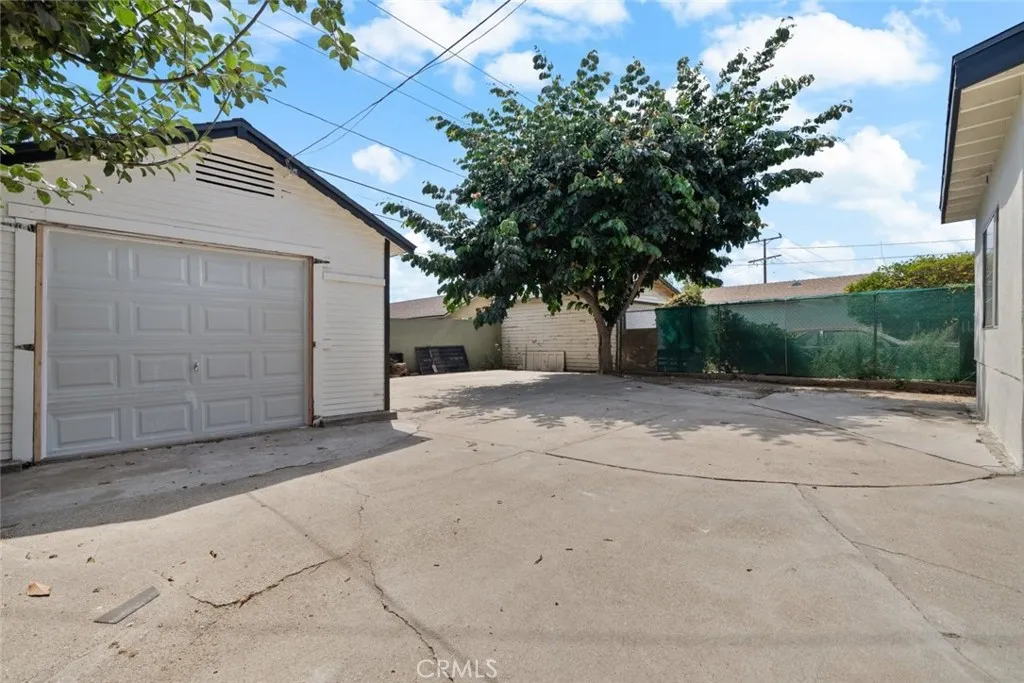 3932 W 64th Street, Inglewood, California 90302 home-pic-30