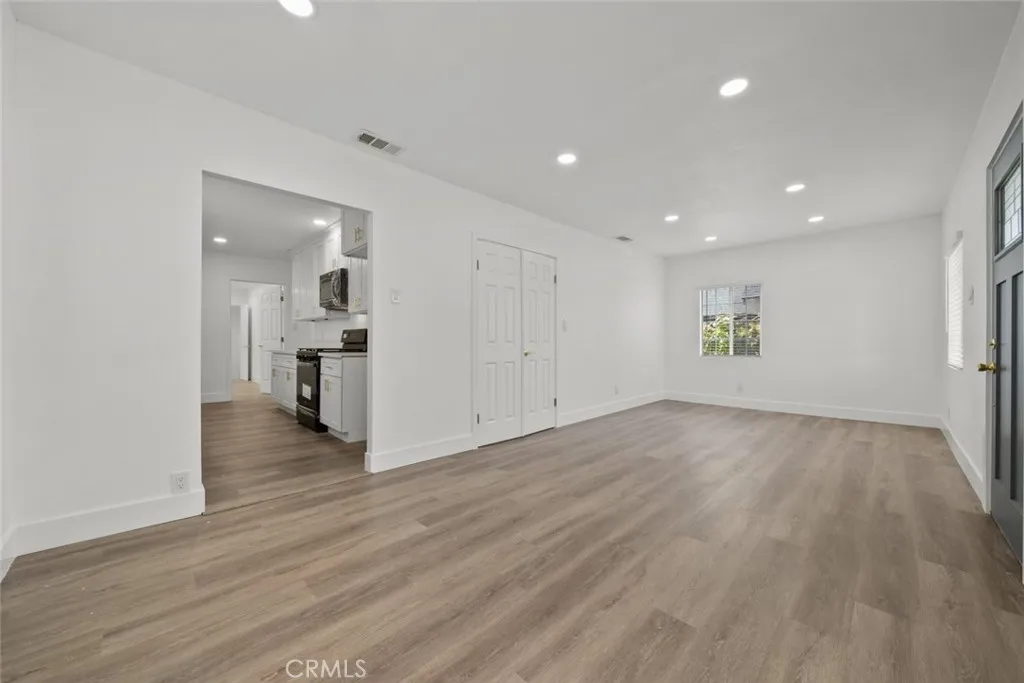 3932 W 64th Street, Inglewood, California 90302 home-pic-11