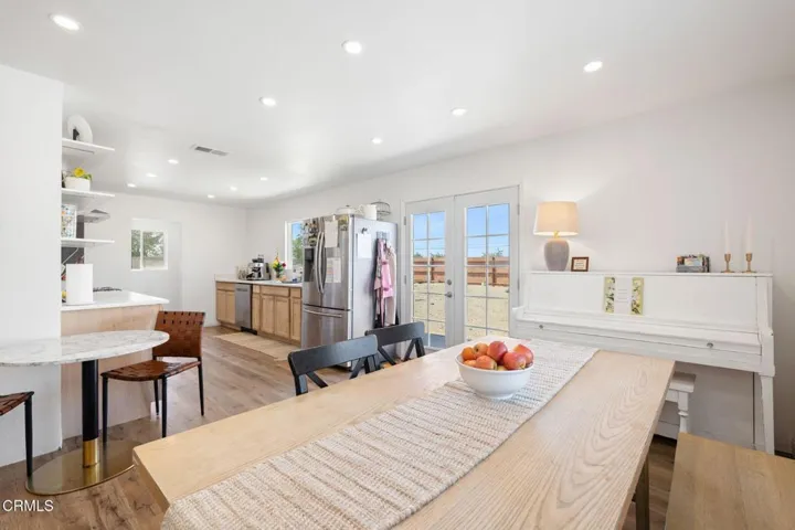 13-web-or-mls-AVOH5946