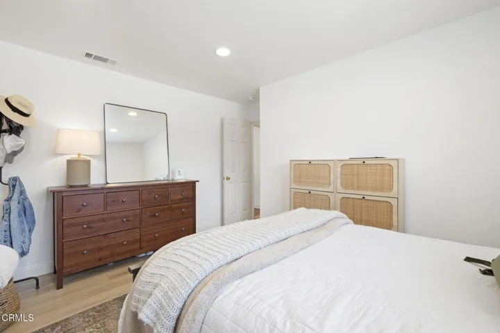 24-web-or-mls-AVOH6044