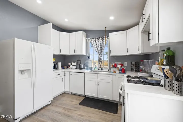 48-web-or-mls-AVOH6205