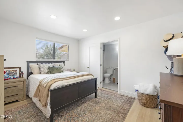 23-web-or-mls-AVOH6037