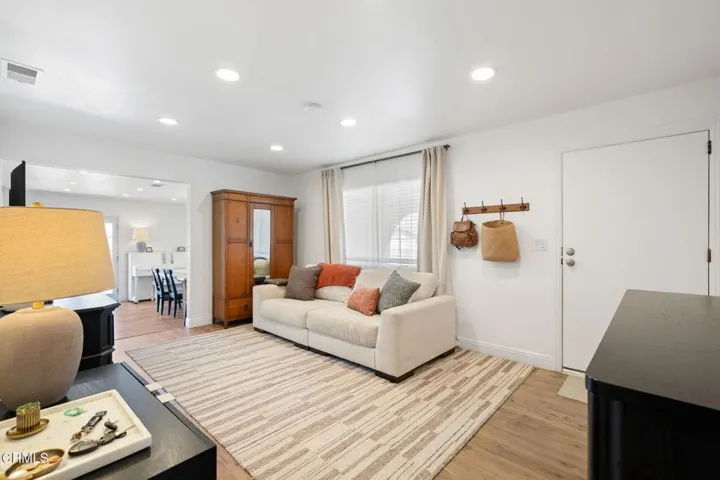 10-web-or-mls-AVOH5925
