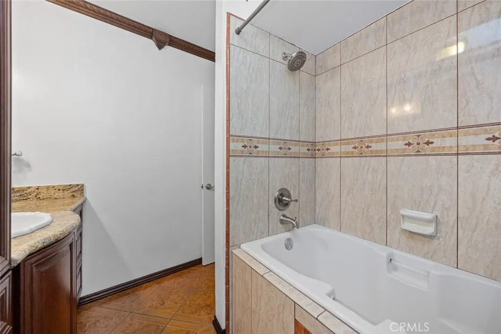 1501 Revere, Fullerton, California 92831 home-pic-9