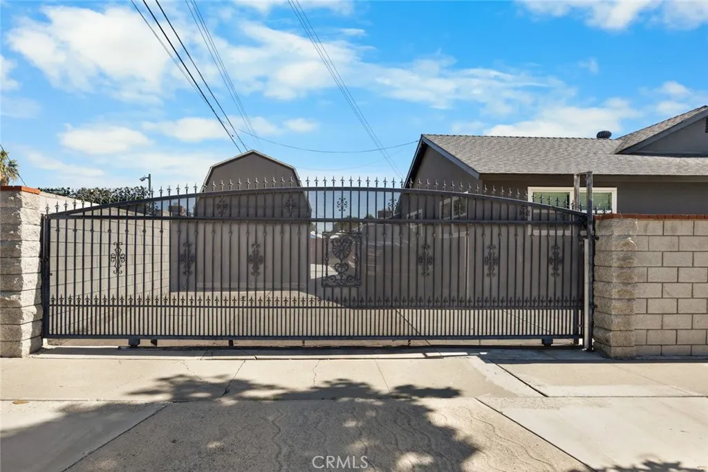1501 Revere, Fullerton, California 92831 home-pic-19
