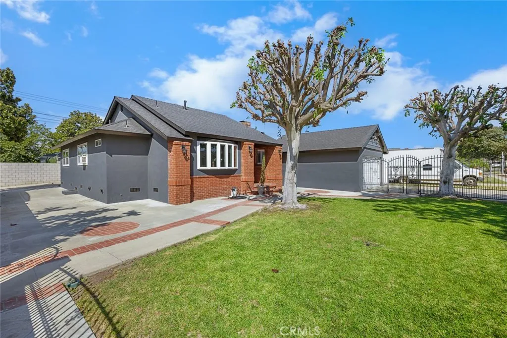 1501 Revere, Fullerton, California 92831 home-pic-0