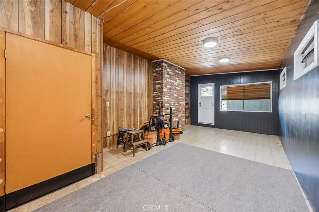 1501 Revere, Fullerton, California 92831 home-pic-11