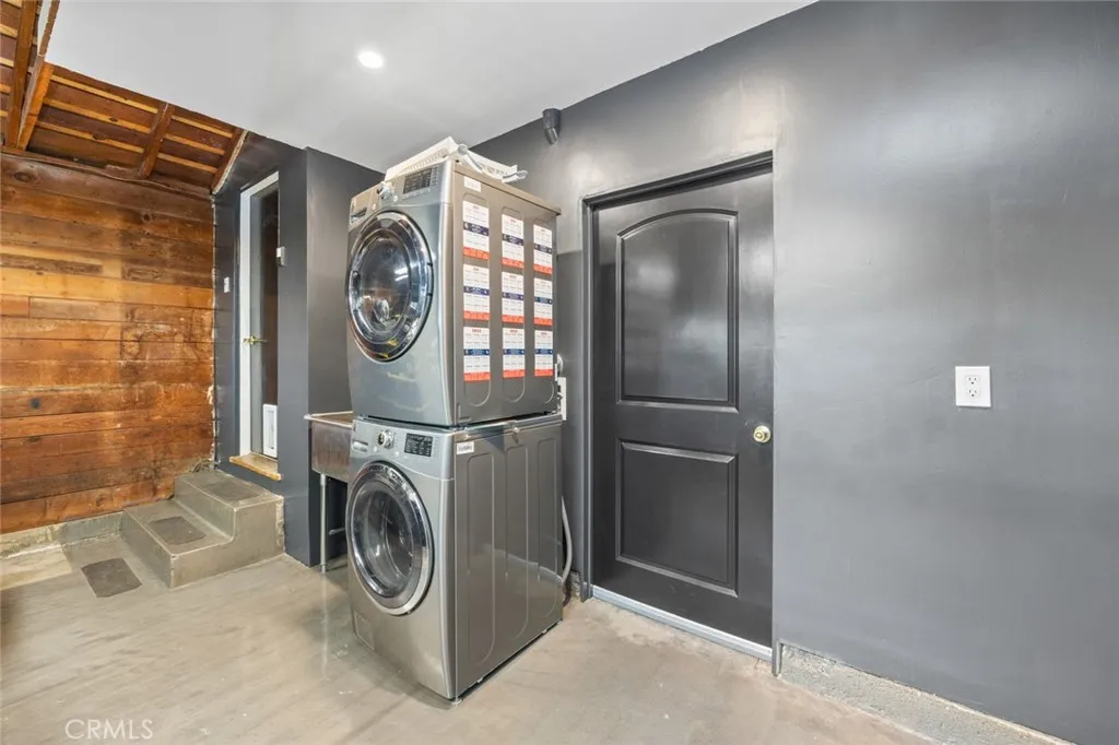 1501 Revere, Fullerton, California 92831 home-pic-10