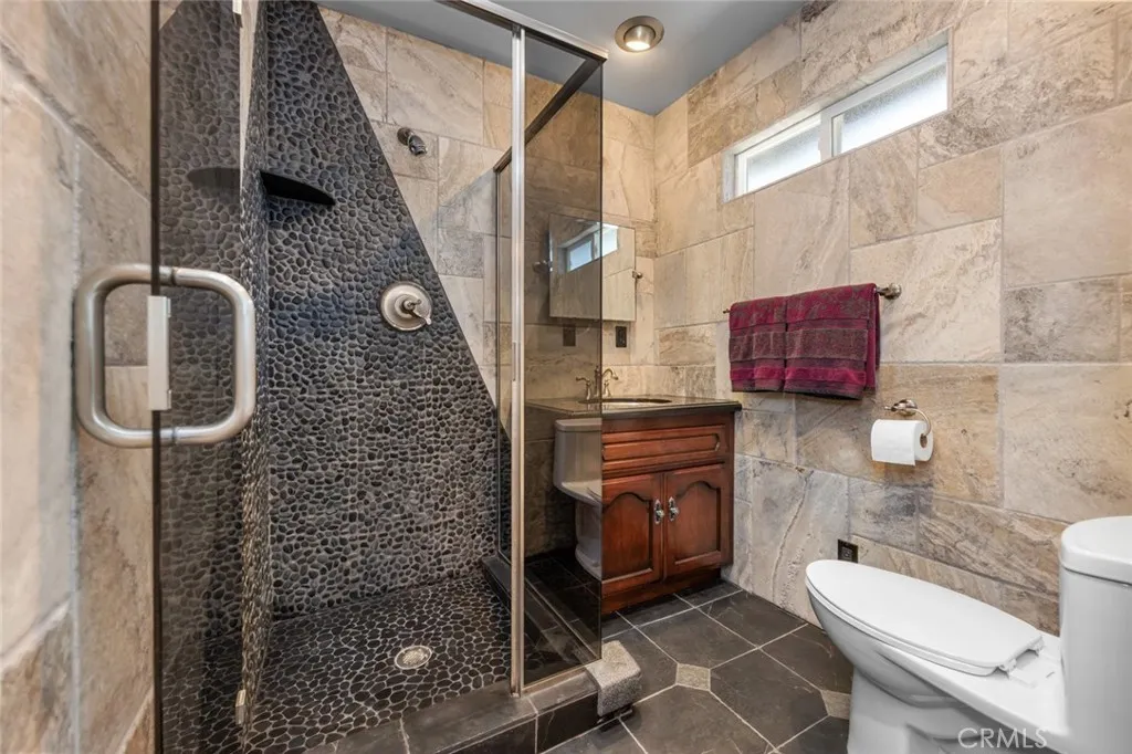 1501 Revere, Fullerton, California 92831 home-pic-7