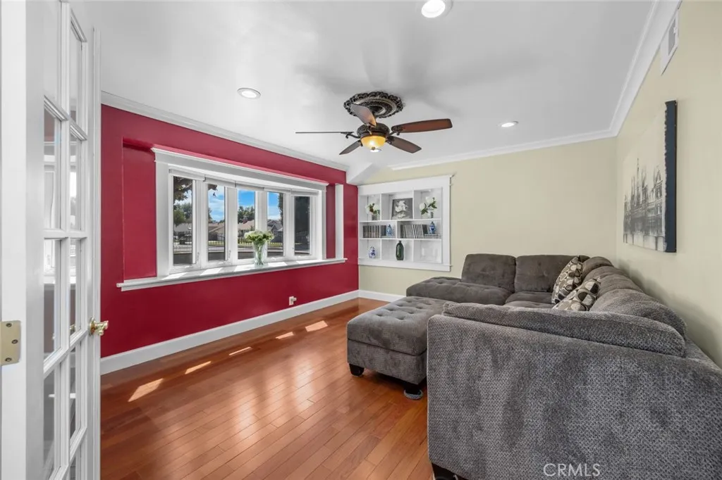 1501 Revere, Fullerton, California 92831 home-pic-2