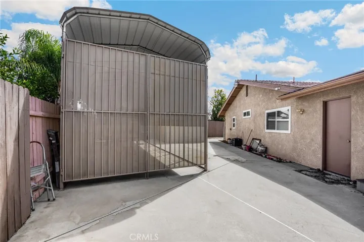 Motorhome Cover & RV Parking