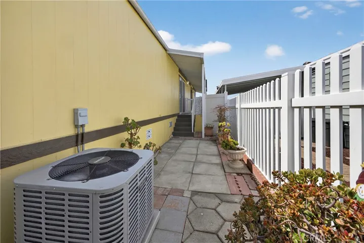 15621 Beach Blvd. #10, Westminster, California 92683
