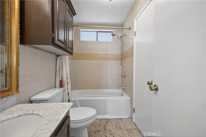 15621 Beach Blvd. #10, Westminster, California 92683