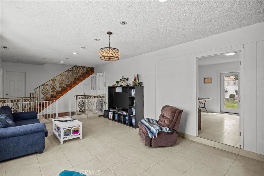 11432 Pollard Drive, Garden Grove, California 92841 home-pic-9