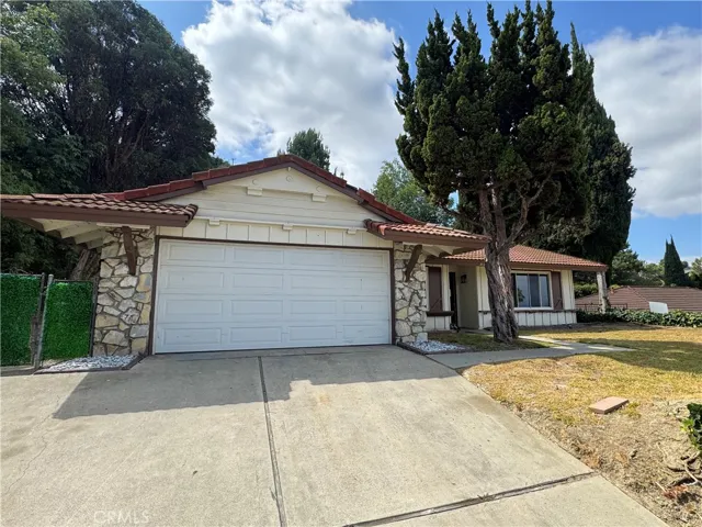 2137 Durazno Drive, Hacienda Heights, California 91745