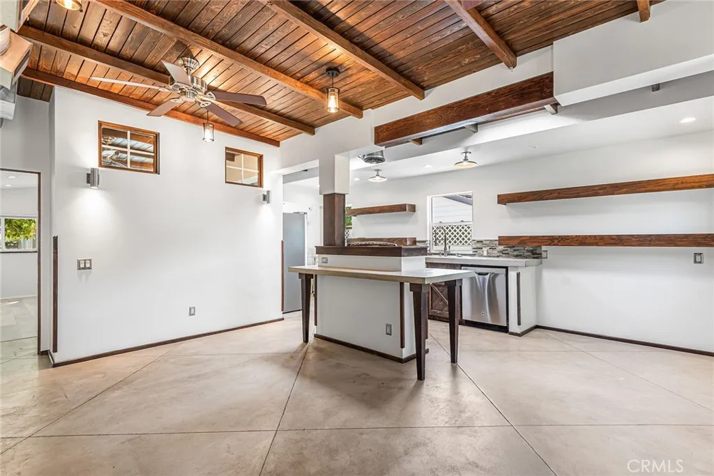 21914 Velicata, Other, California 91364 home-pic-6