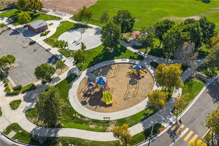 3363 Heliotrop, Hemet, California 92543