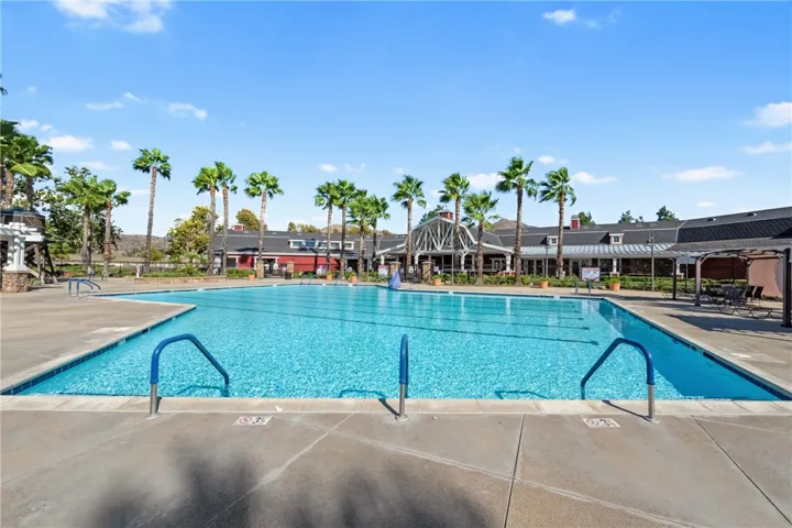 3363 Heliotrop, Hemet, California 92543
