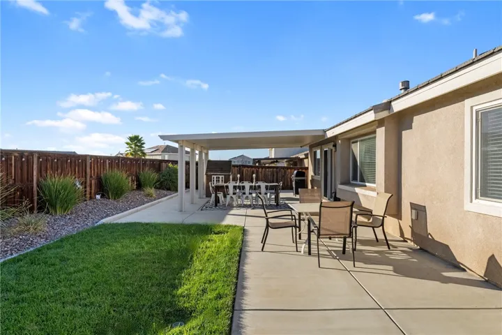3363 Heliotrop, Hemet, California 92543