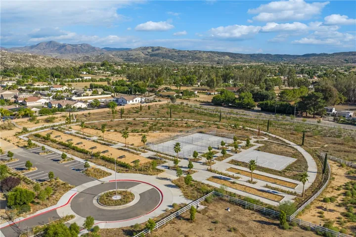3363 Heliotrop, Hemet, California 92543
