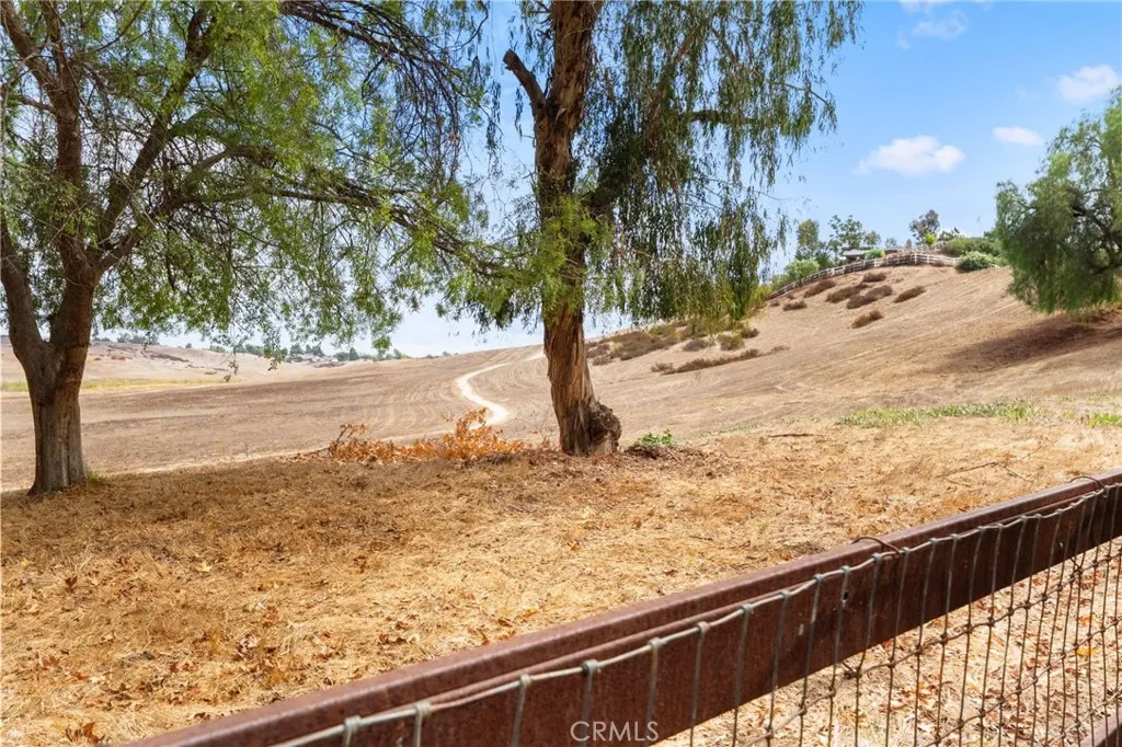41070 Avenida Verde, Temecula, California 92591 home-pic-48