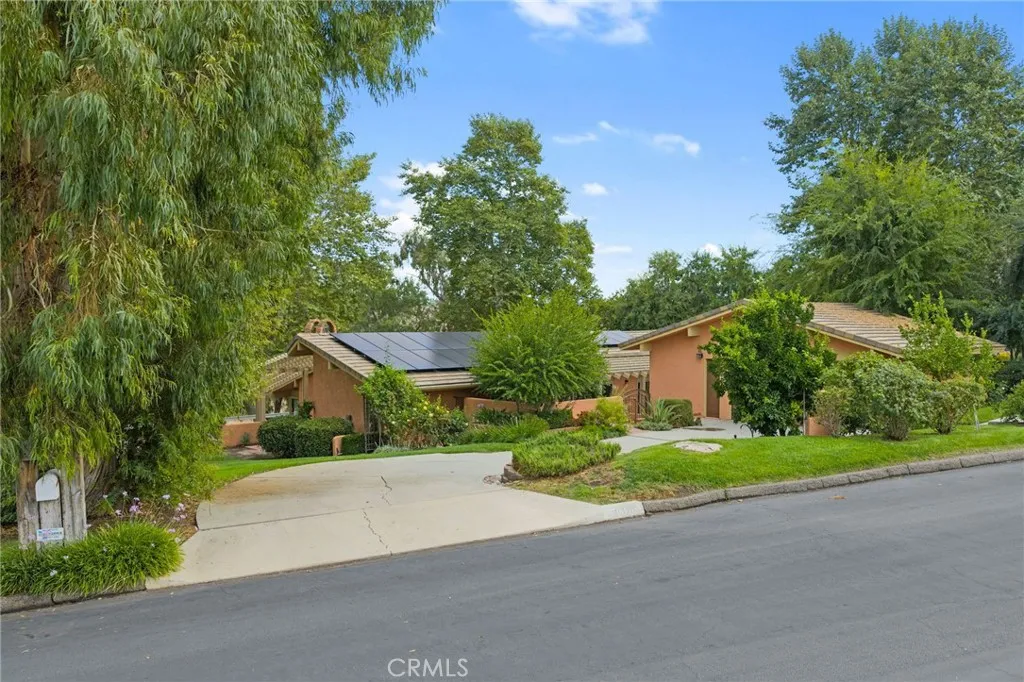 41070 Avenida Verde, Temecula, California 92591 home-pic-3