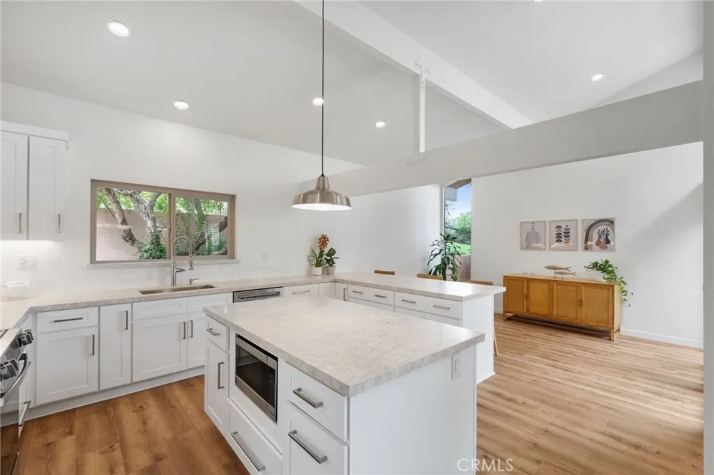 41070 Avenida Verde, Temecula, California 92591 home-pic-14