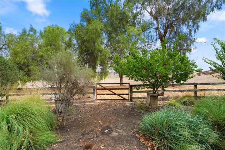 Direct access to the Meadow.