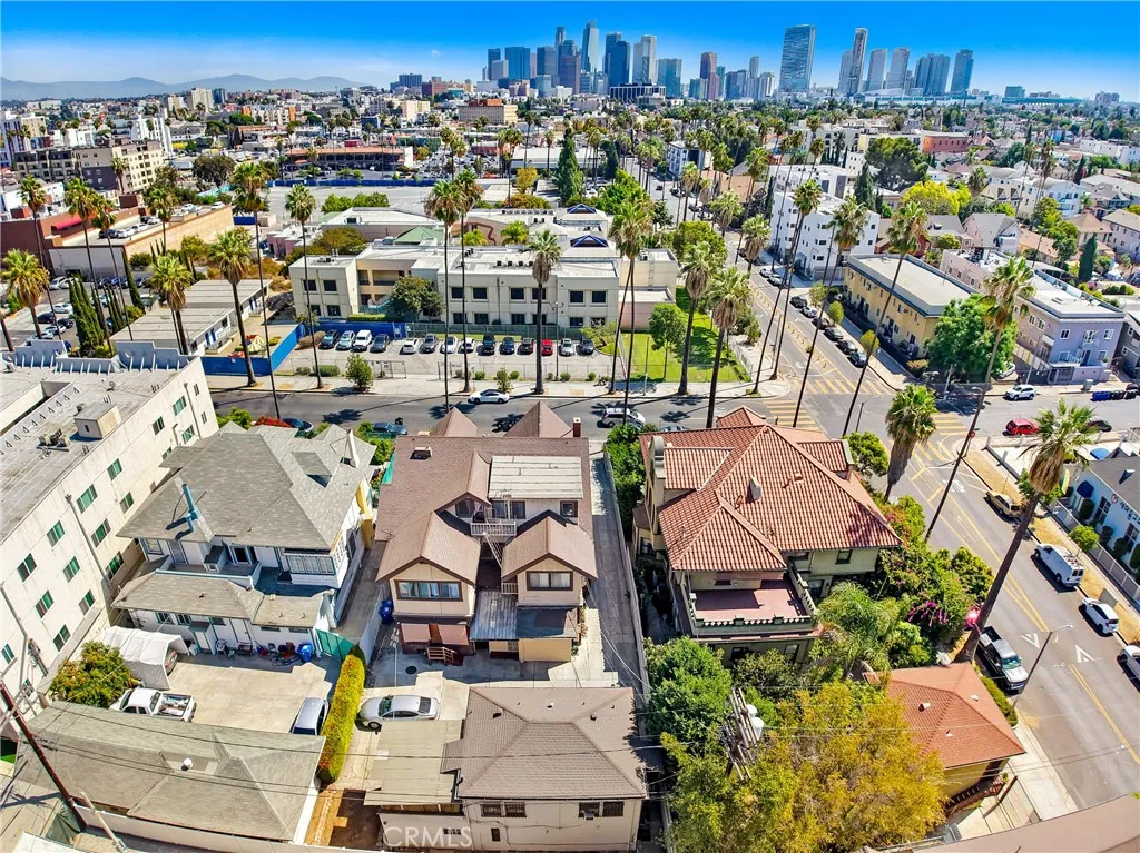 1041 Elden Ave., Los Angeles, California 90006 home-pic-20