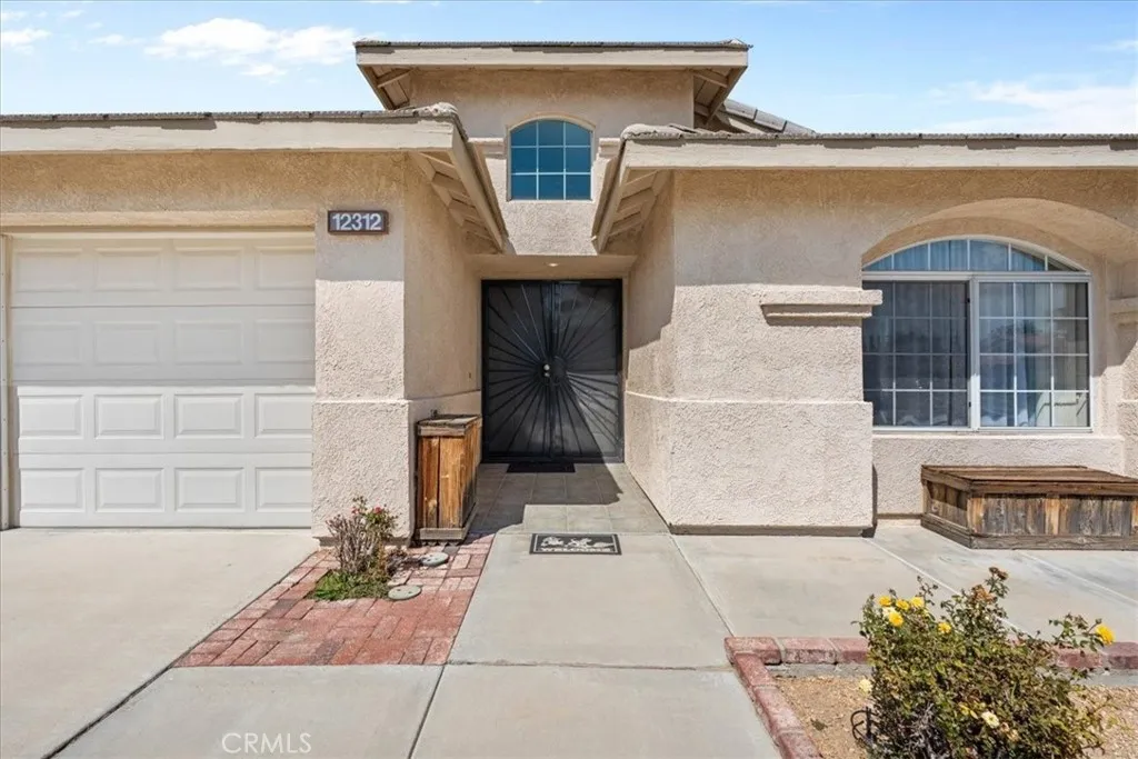 12312 Atoka Lane, Victorville, California 92392 home-pic-4