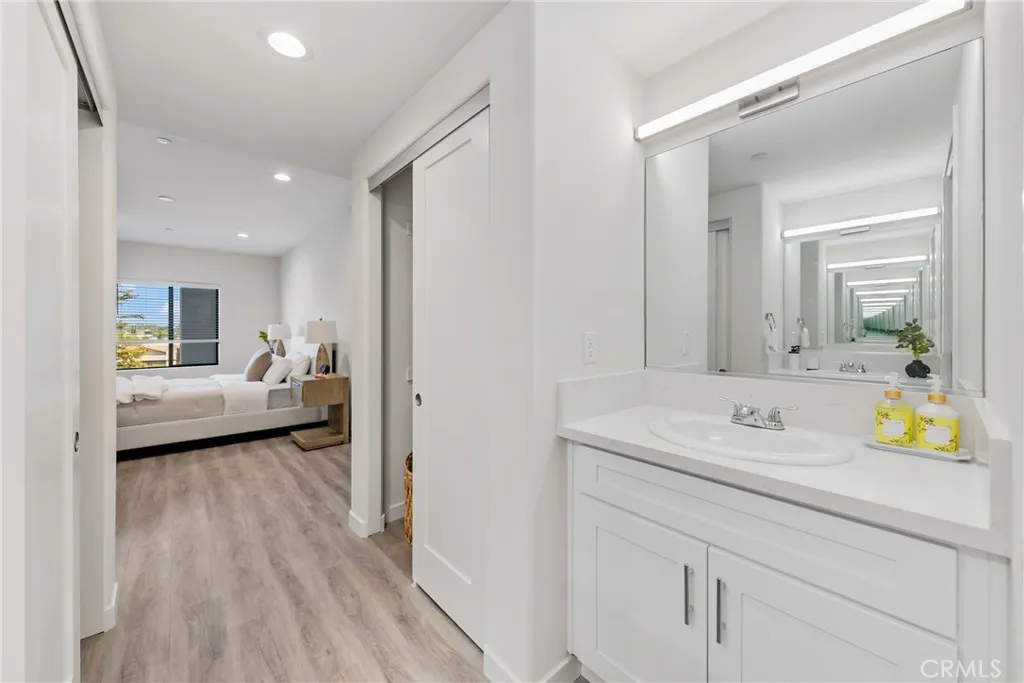 419 N Chandler Avenue 308, Monterey Park, California 91754 home-pic-17