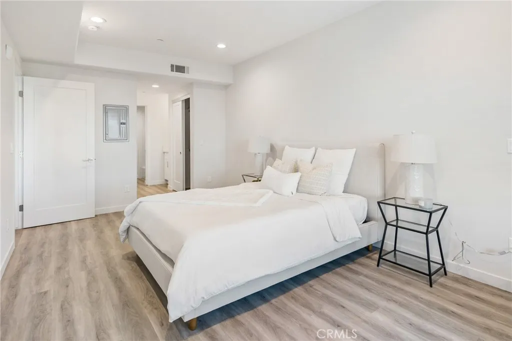 419 N Chandler Avenue 308, Monterey Park, California 91754 home-pic-11